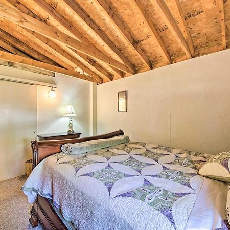 Rustic Retreat Across From Lake Family Friendly! Union Exterior photo