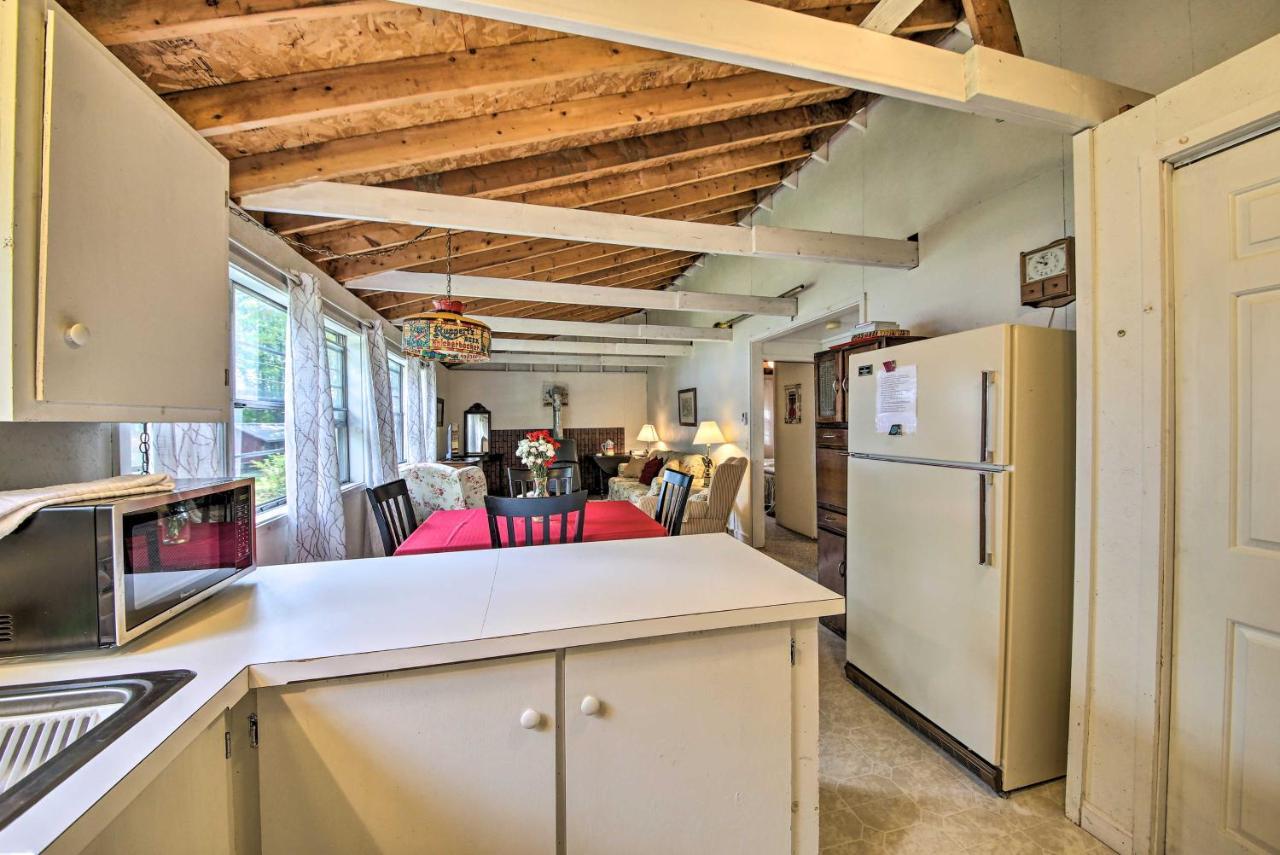 Rustic Retreat Across From Lake Family Friendly! Union Exterior photo